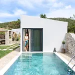 Stone Village Skala Maries * Skála Marión