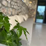 Stone Village Skala Maries * Skála Marión