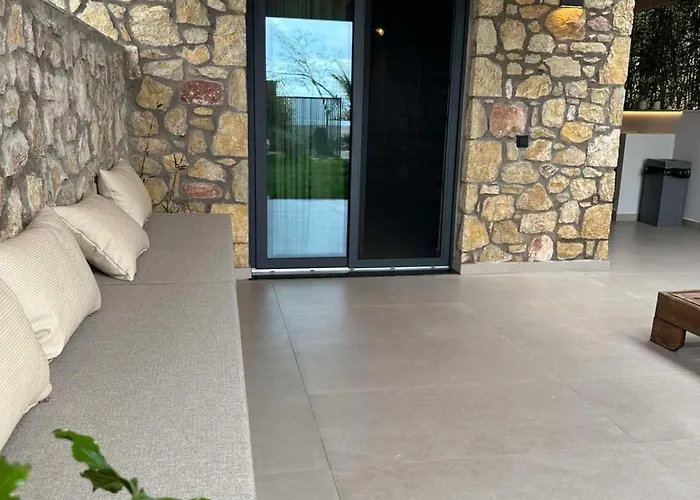 Stone Village Skala Maries *